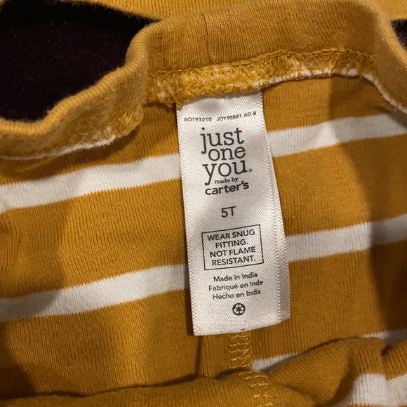 Carter’s 5T pj sets - Picture 11 of 14